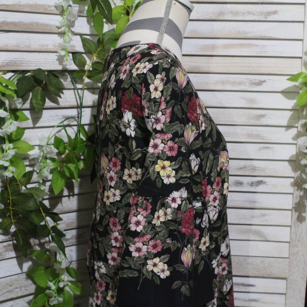 Karl Lagerfeld Synthetic Floral Shift Mini dress (107) - Picture 8 of 16